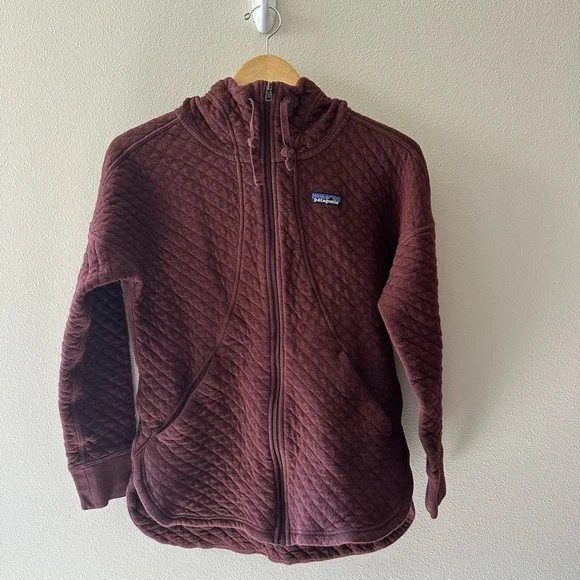 Patagonia W's Organic Cotton Quilt Hoody Style #25316 light balsamic maroon S - Picture 2 of 8
